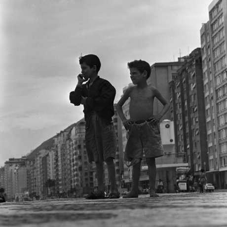 A boy, a slum, and a photographer